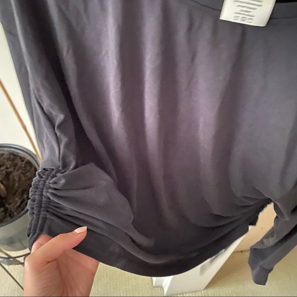 FEATHER LITE by Leo Star Athletica Black Longsleeve Side Drawstring Top - Picture 3 of 4